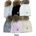 Czapki damskie z pomponem 619, Angora Viscosa TO22