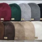 Czapki damskie beanie UGG 12 szt w opakowaniu