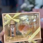Zestaw Perfum Prezent w Pudełku z Żółtą Kokardą