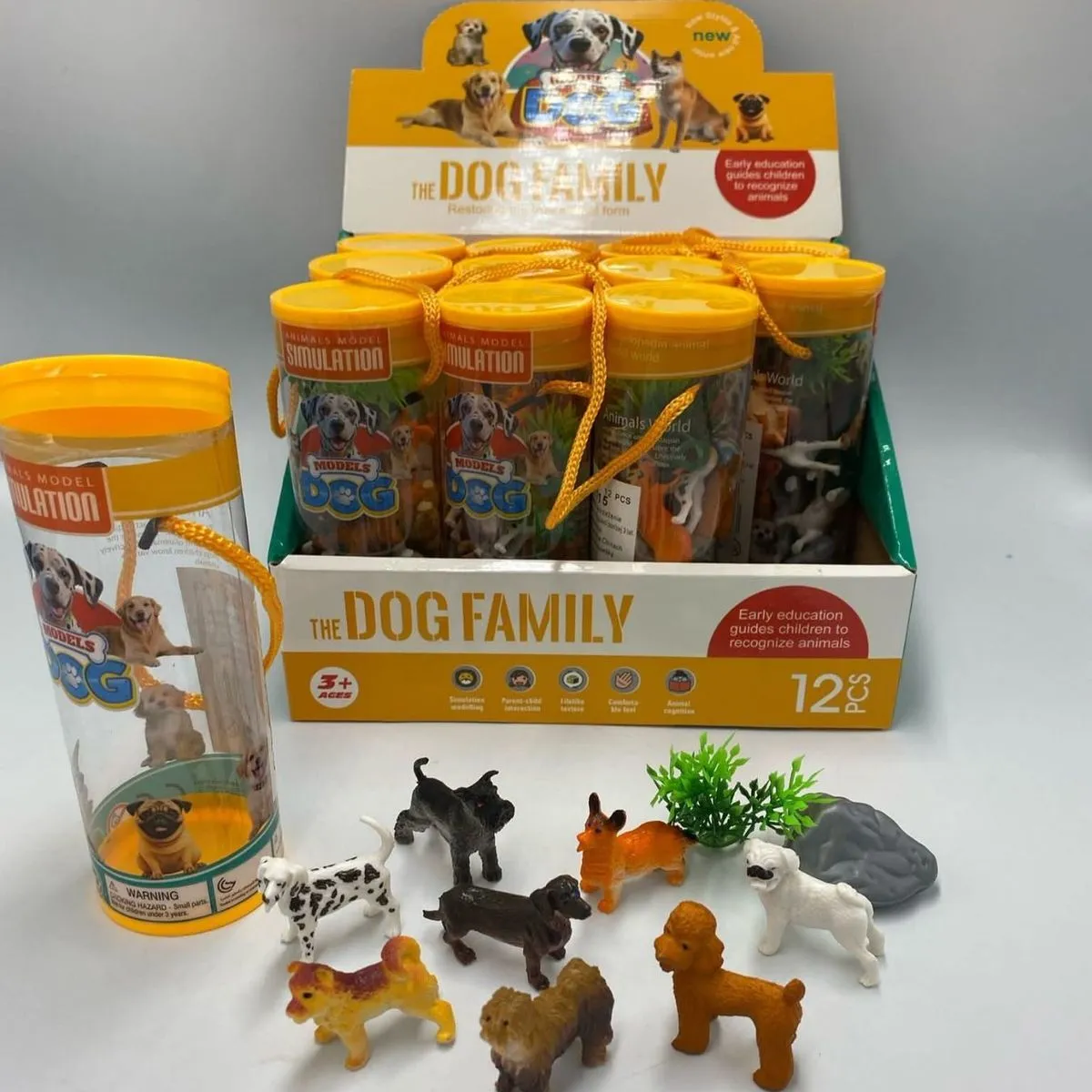 Zabawki The Dog Family - figurki psów, 12 szt w opakowaniu