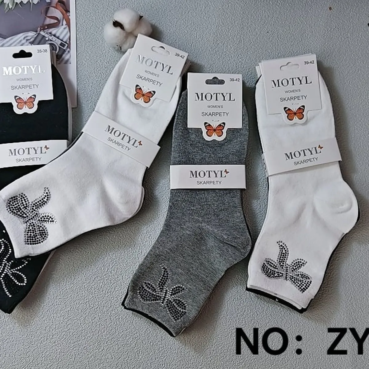 Skarpety damskie Motyle 35-38, 39-42 ZY-310