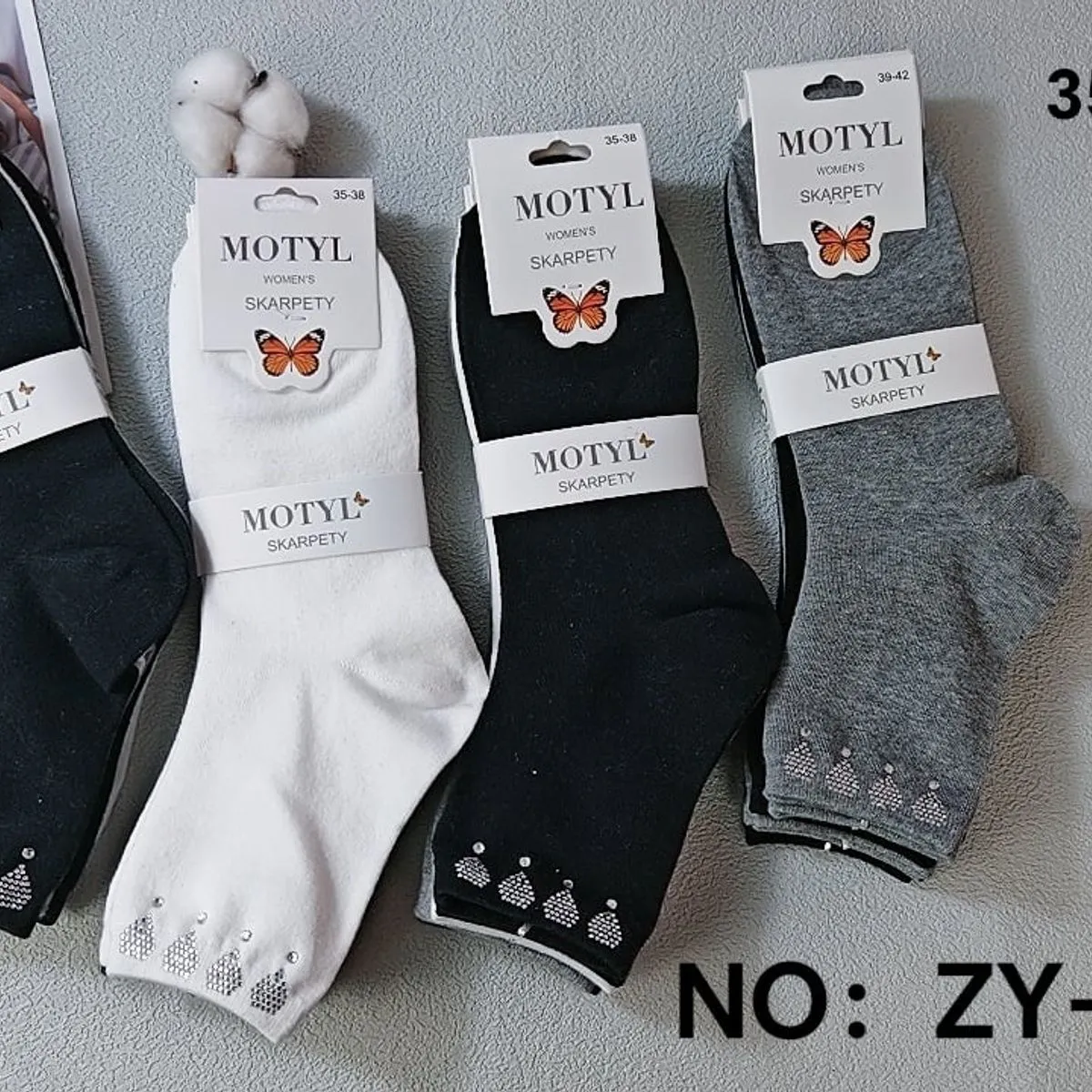 Skarpety damskie Motyl ZY-308, rozmiary 35-38/39-42
