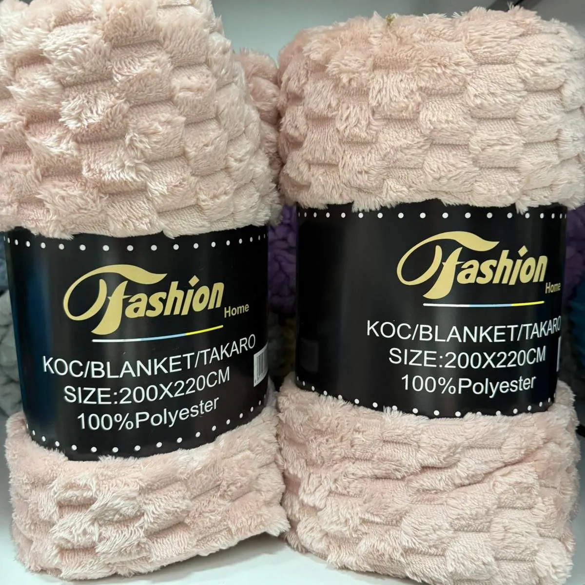 KOCE 200x220cm beżowy 100% poliester