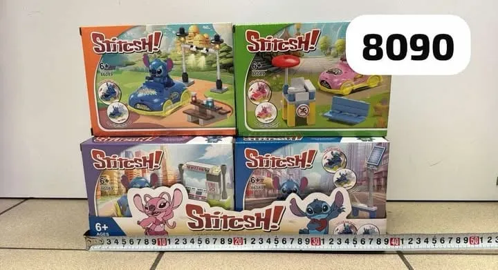 Klocki Stitch Zestaw Figurek 8 szt. - Seria Stitch! 6+