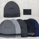 Czapki męskie beanie różne kolory z paskiem