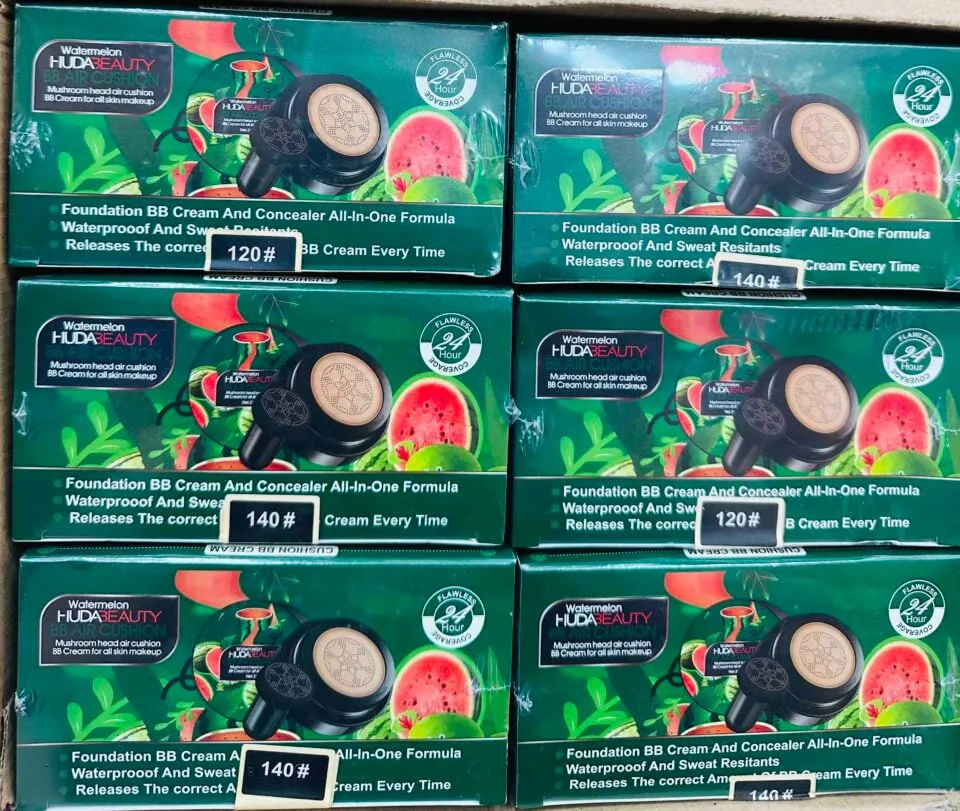 BB Krem Hudabeauty Air Cushion Watermelon z aplikatorem 12 szt.