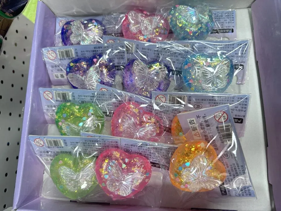 Zabawka Squeeze Toys Gniotek Serce z Motylem i Brokatem 12 szt.