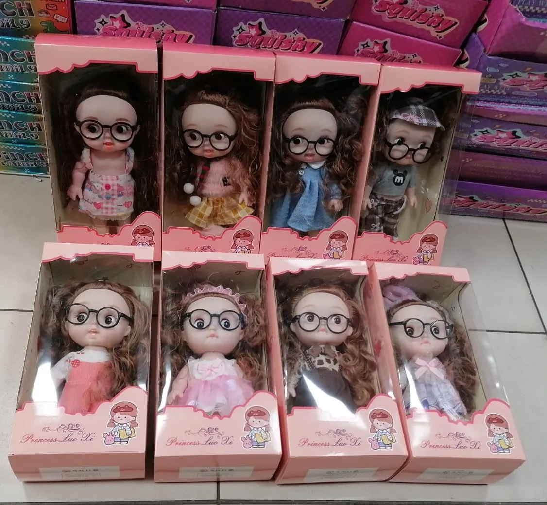 Zabawki Lalki Princess z okularami w pudełkach