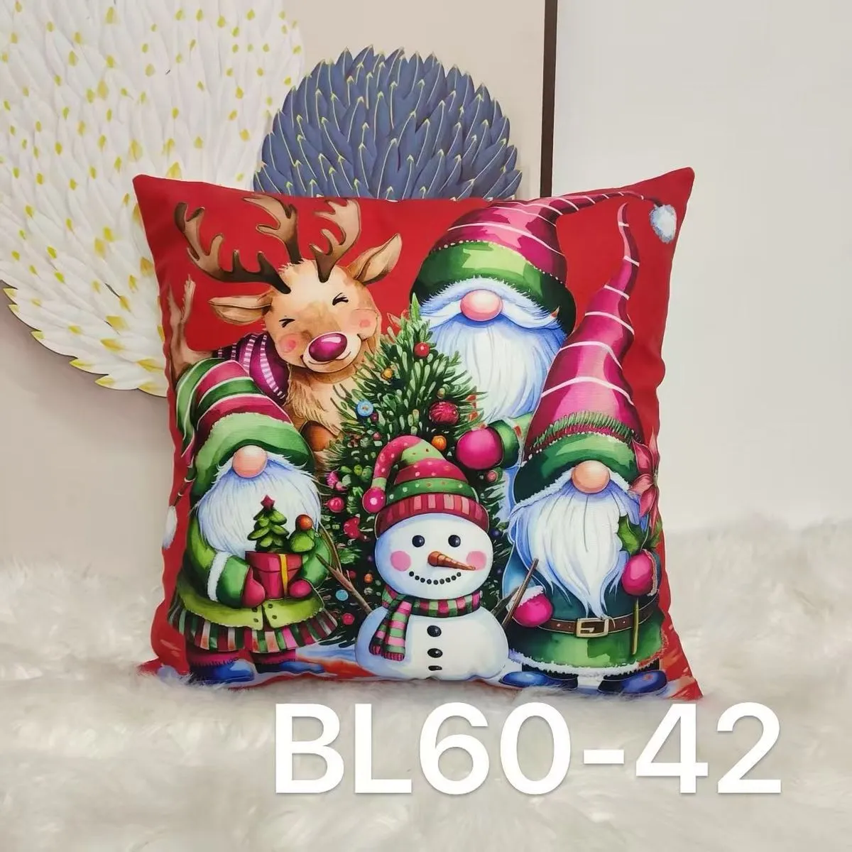 Poszewki świąteczne 40x40 z elfami i reniferem