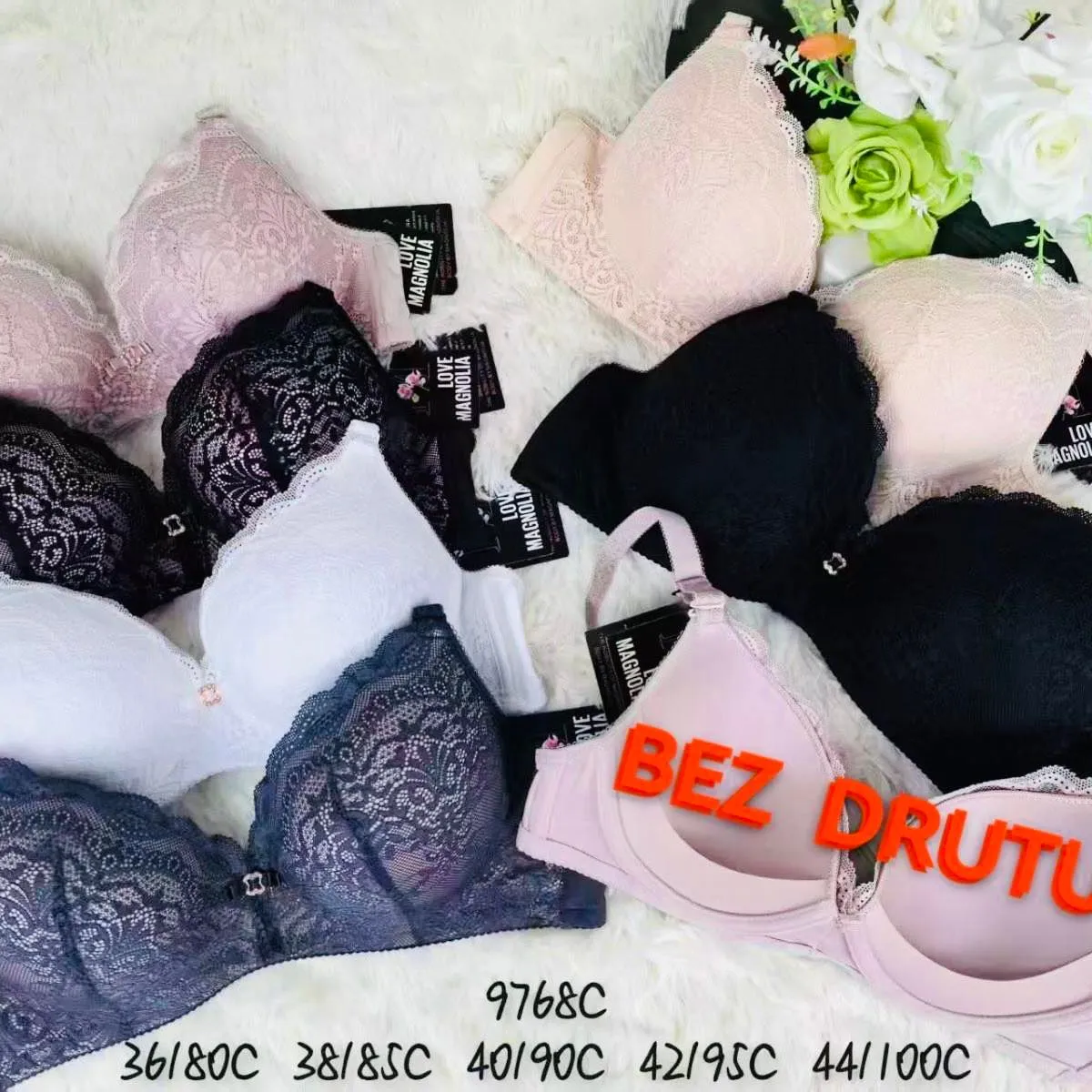 Biustonosz damski bez drutu koronkowy 36B-44/100