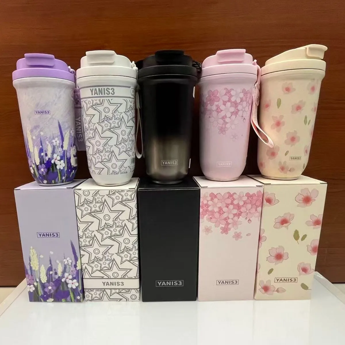 Thermos YANIS 600ml - zestaw 6 szt. w różnych kolorach