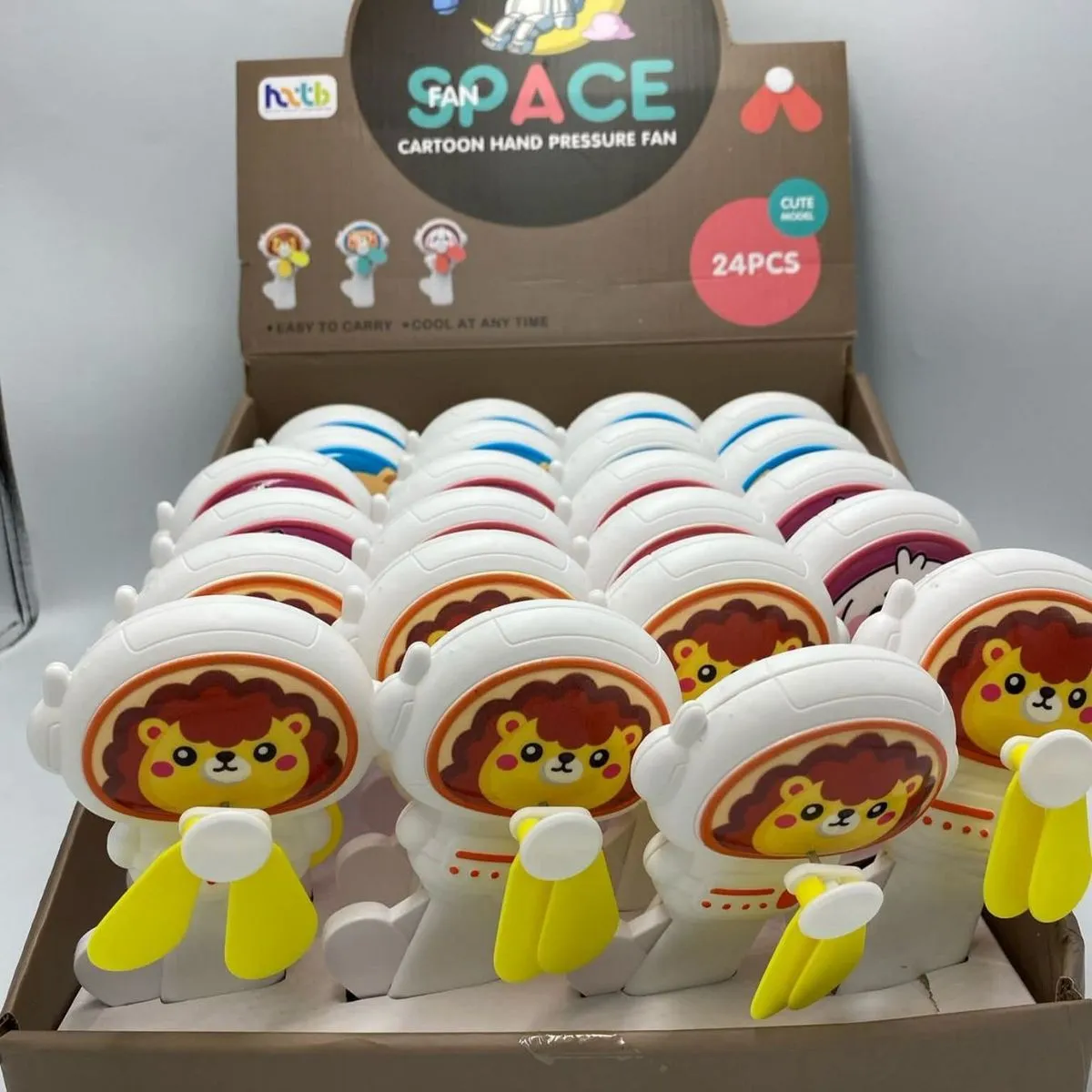 Wentylator ręczny dla dzieci Space Cartoon Lion NO HT-A3