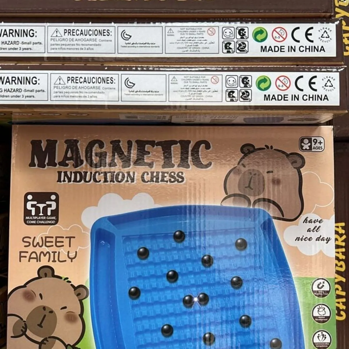 Zabawka Magnetics Kapibara - Gra Magnetic Induction Chess 12szt