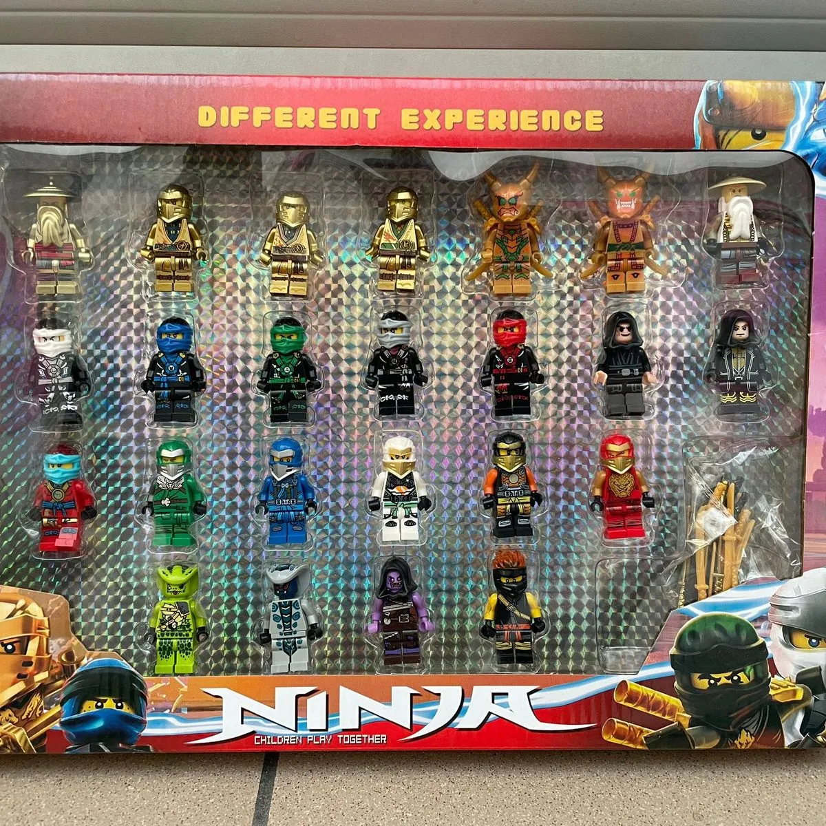 Figurki Ninja 24PCS - Zestaw Kolekcjonerski Mini Figurek