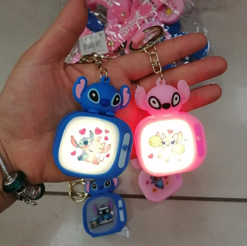 Brelok do Kluczy Stitch LED TV - Mix Kolorów 12 szt.
