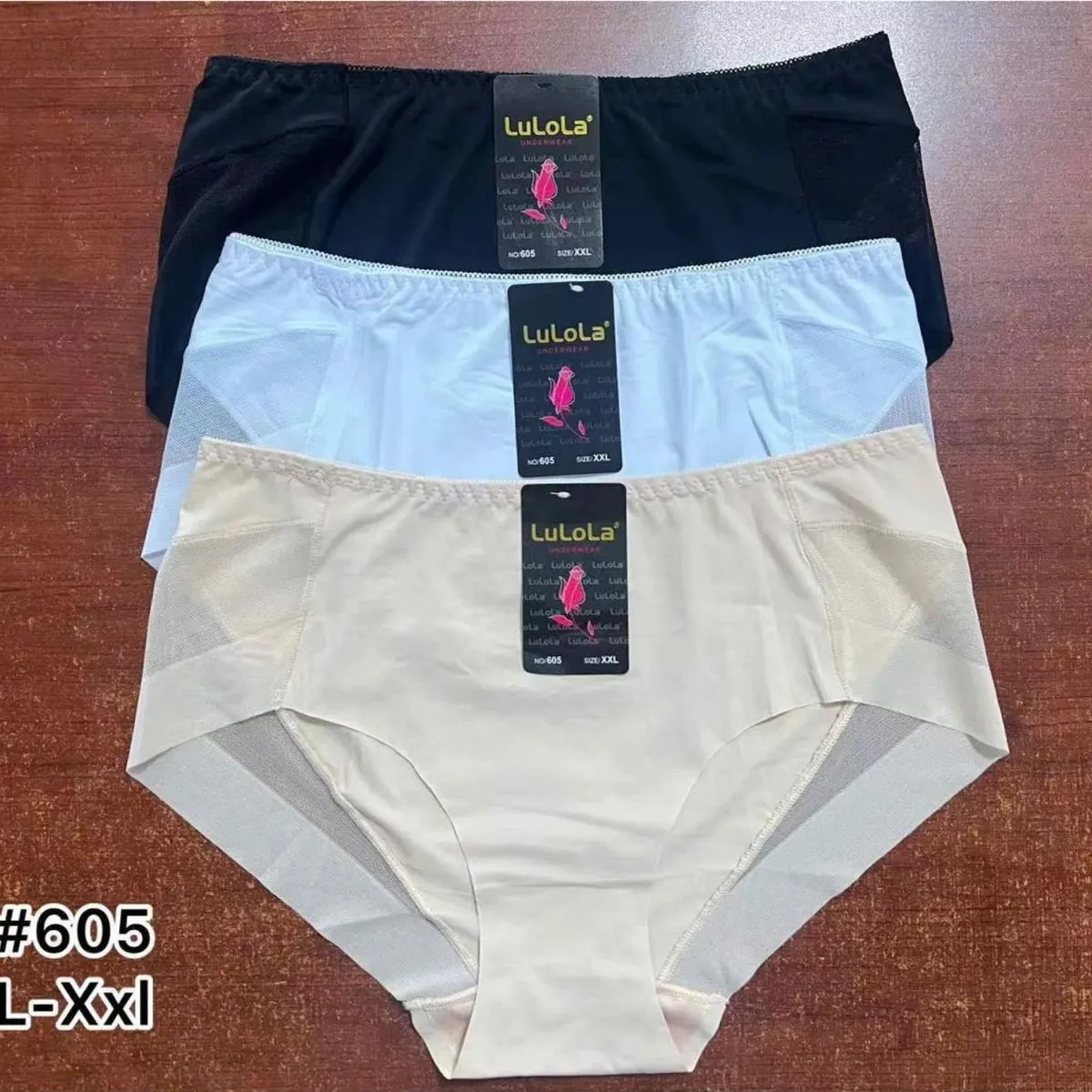 Majtki damskie L-XXL Lula 3 szt. czarny/biały/beżowy