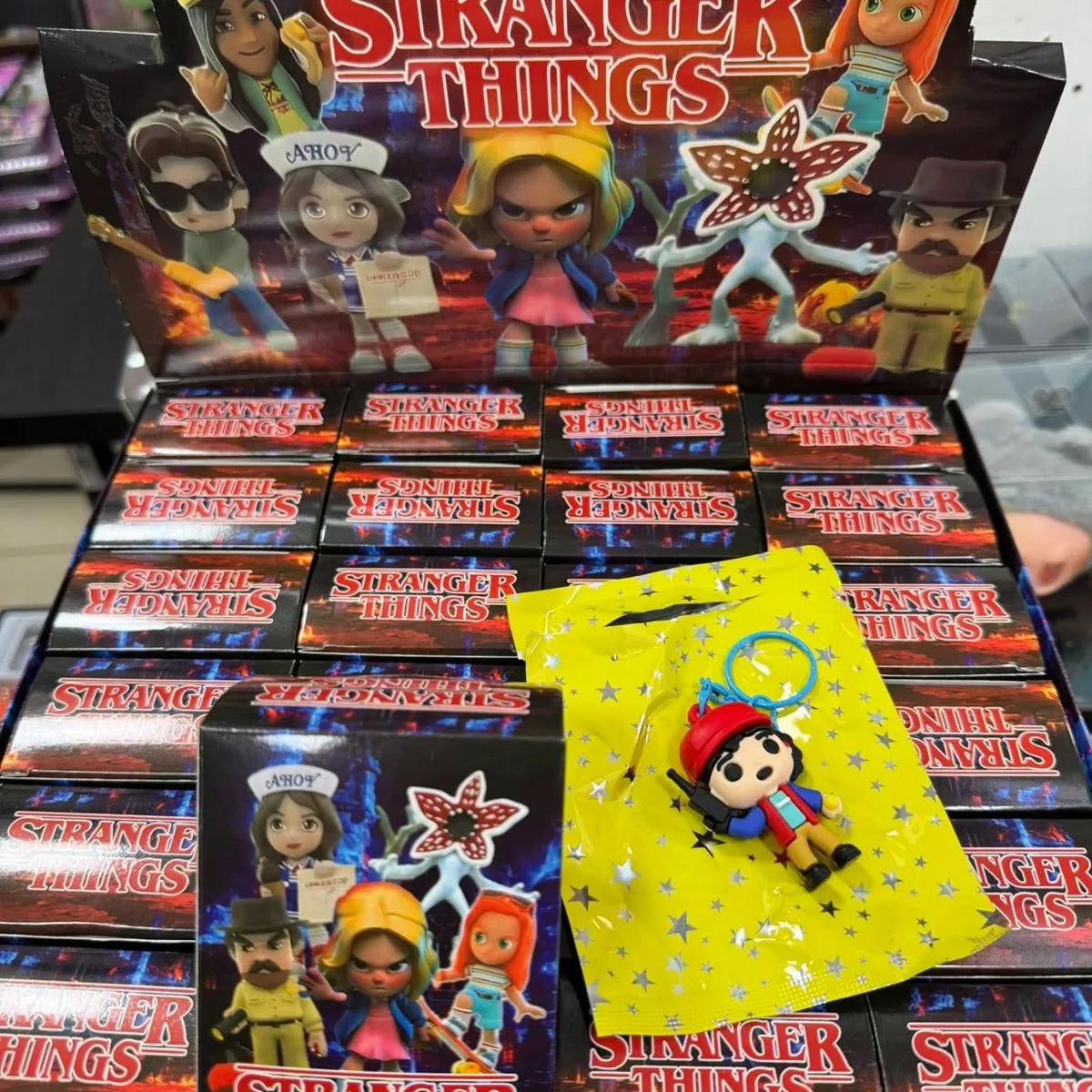 Zabawki Figurki Stranger Things brelok