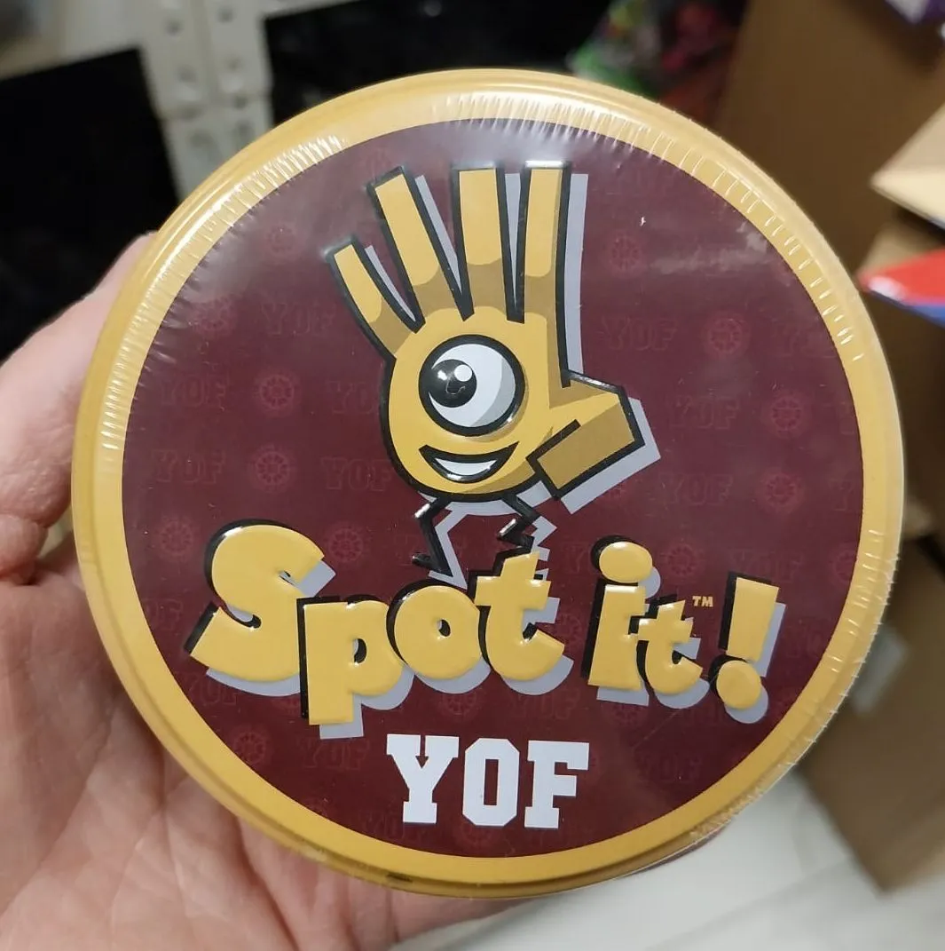 Zabawki Karty Spot It! w metalowej puszce