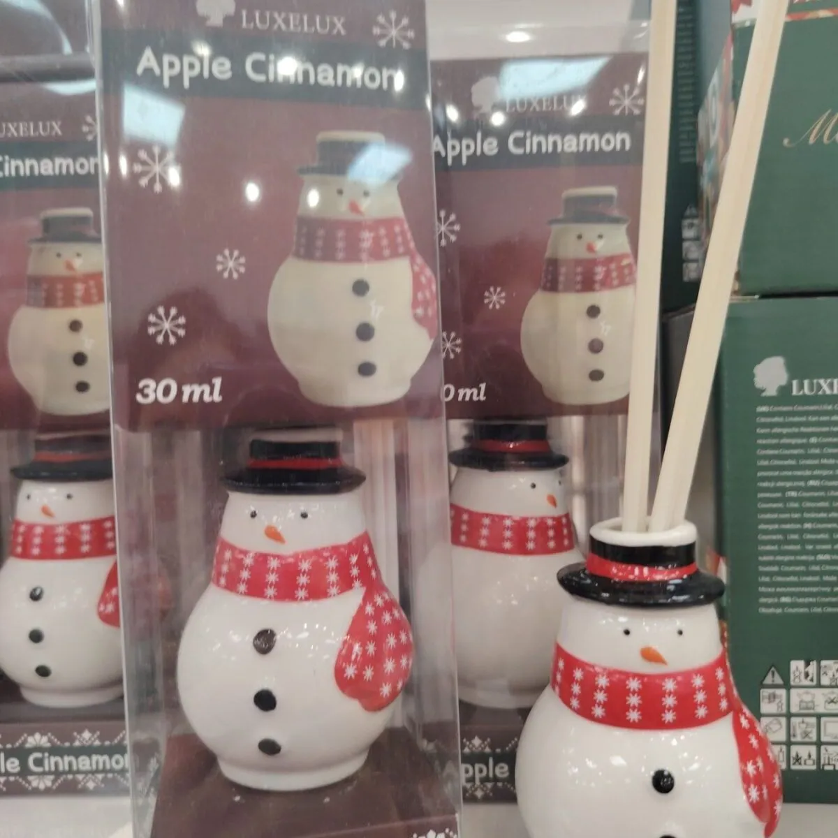 Zapach Świąteczny Apple Cinnamon Luxelux 30ml bałwanki