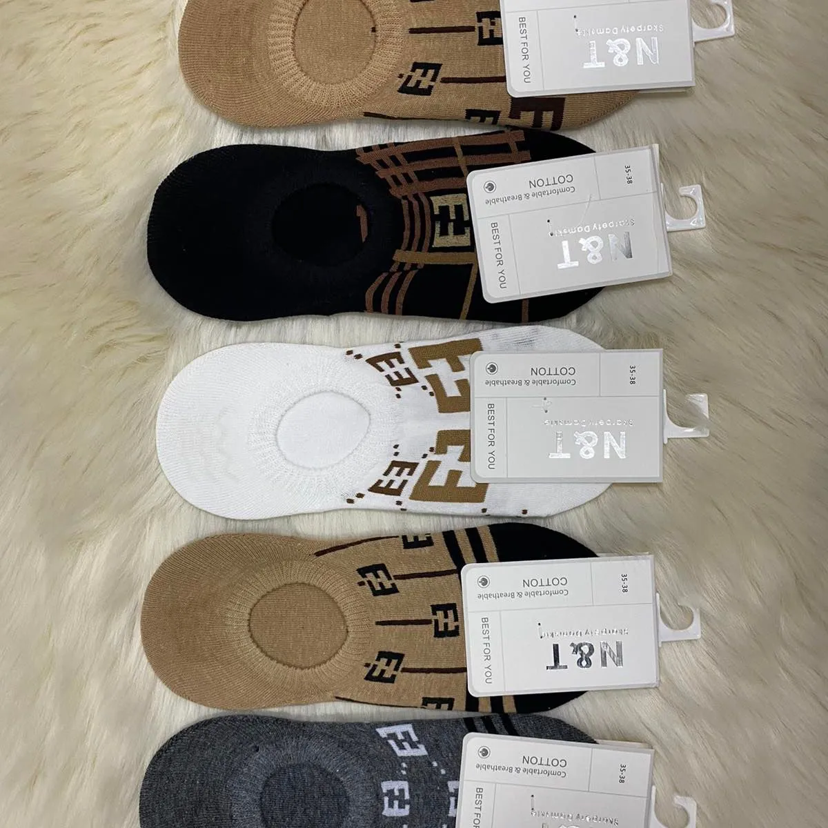 Skarpetki damskie stopki z logo FENDI beżowe/czarne/białe/szare