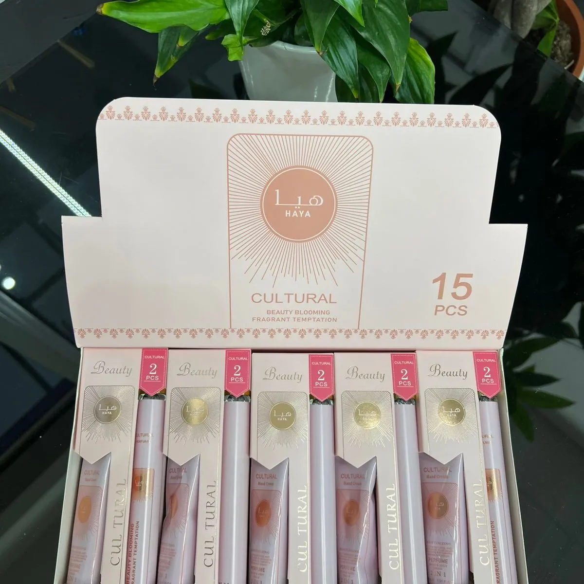 Zestaw Perfume & Krem do Rąk Lata Beauty 15 szt