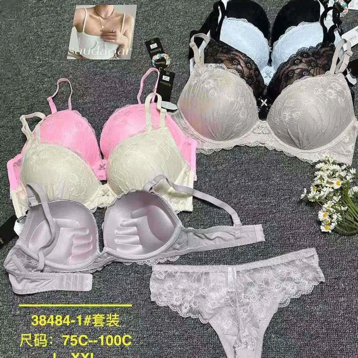 Komplet bielizny damskiej biustonosz + majtki 75C-100C L-XXL