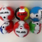 Małe piłki futbolowe mini z flagami reprezentacji