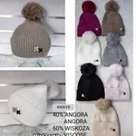 Czapki damskie beanie z pomponem 40% angora 60% wiskoza