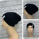 Czapka damska beanie czarna z naszywką F