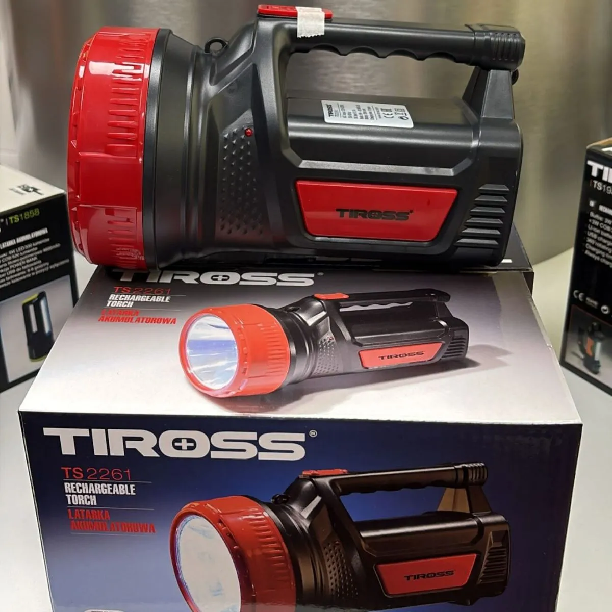 Latarka Tiross TR-2021 Rechargeable 20W 410LM