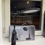 Lampki biurkowe LED Tiross czarny ekran