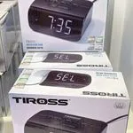Radiobudzik AM/FM TIROSS TS-490 czarny