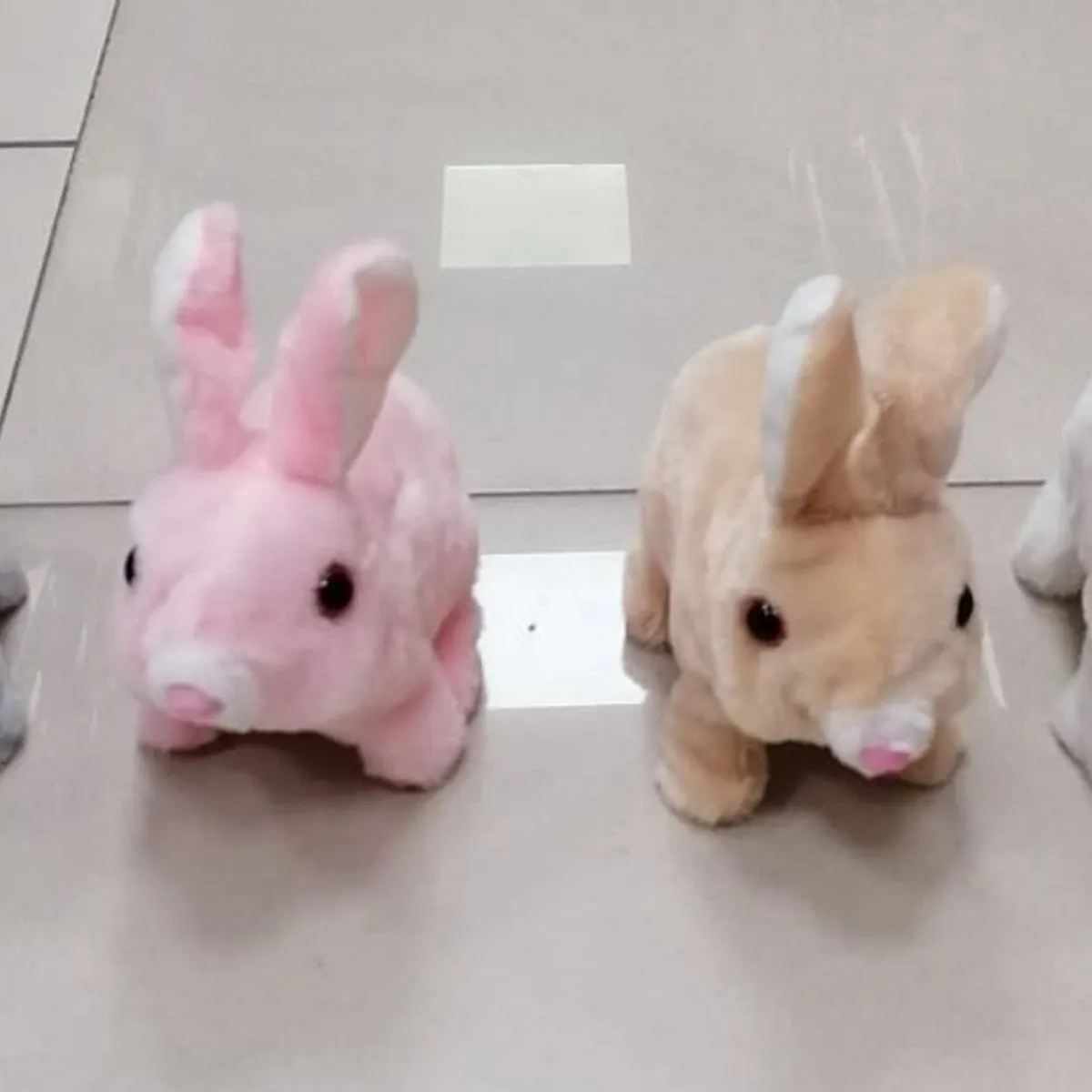 Maskotka Królik na Baterie Elektryczna