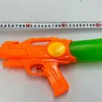 Pistolet na wodę pomarańczowy z zielonym zbiornikiem