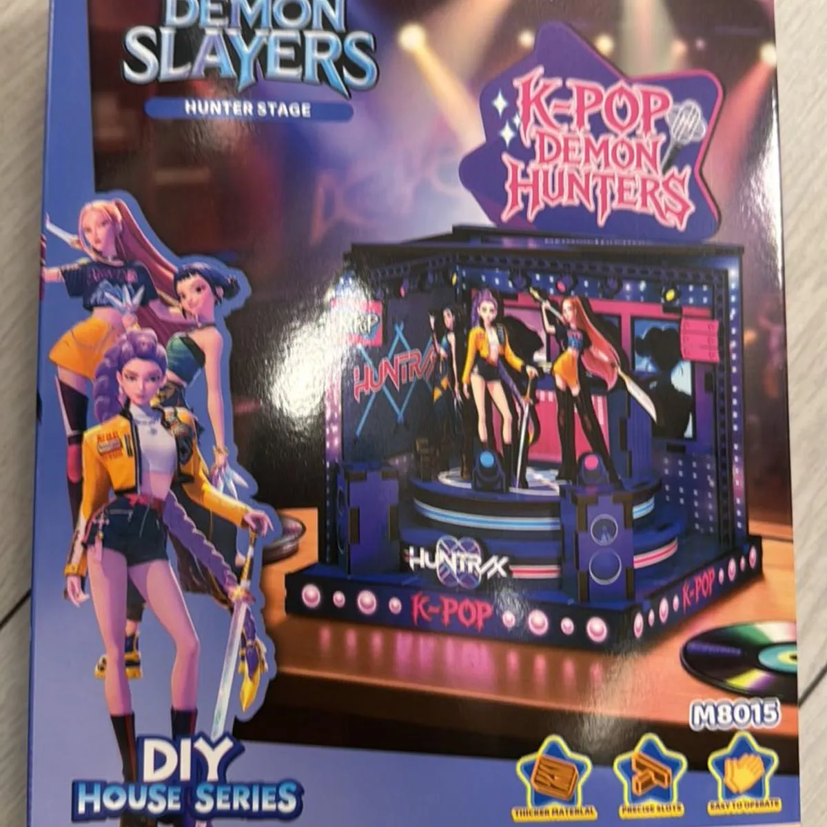Zestaw klocków K-Pop Demon Slayer DIY House Series