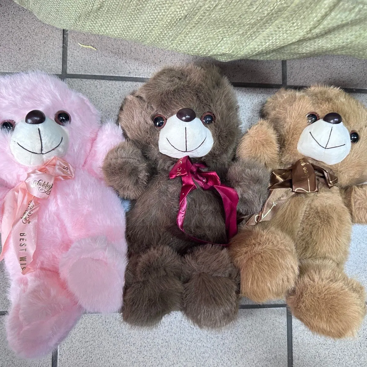 Maskotka Pluszowa Miś 30cm z Ozdobną Wstążką Mix Kolorów