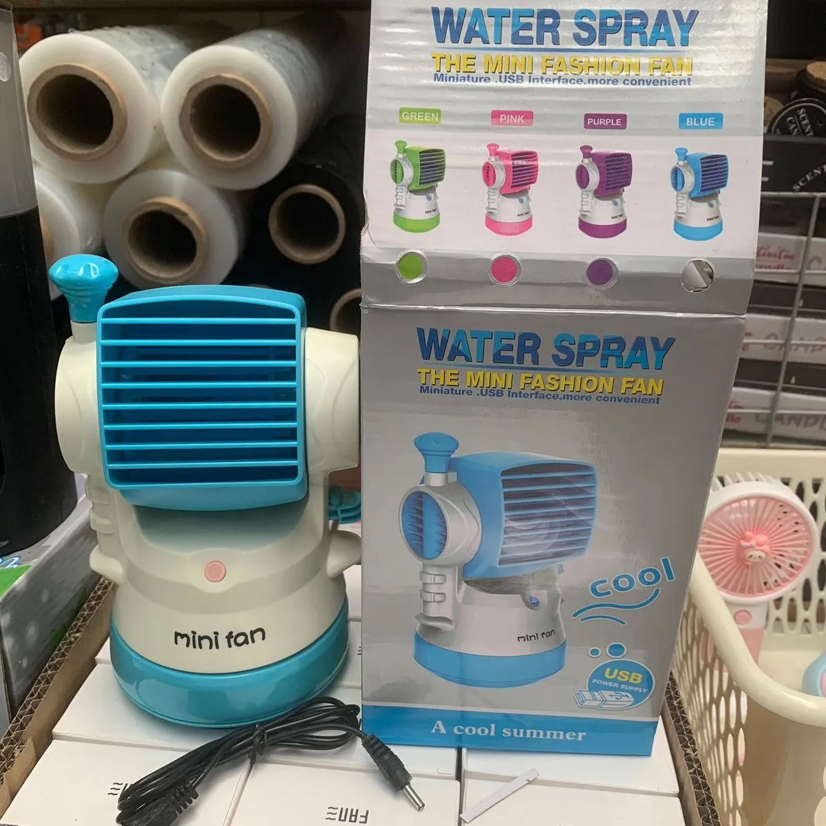 Mini Wentylator Water Spray z Mgiełką Wodną USB Mix Kolorów
