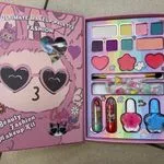 Zestaw Kosmetyczny Labubu Ultimate Makeup Palette dla Dzieci