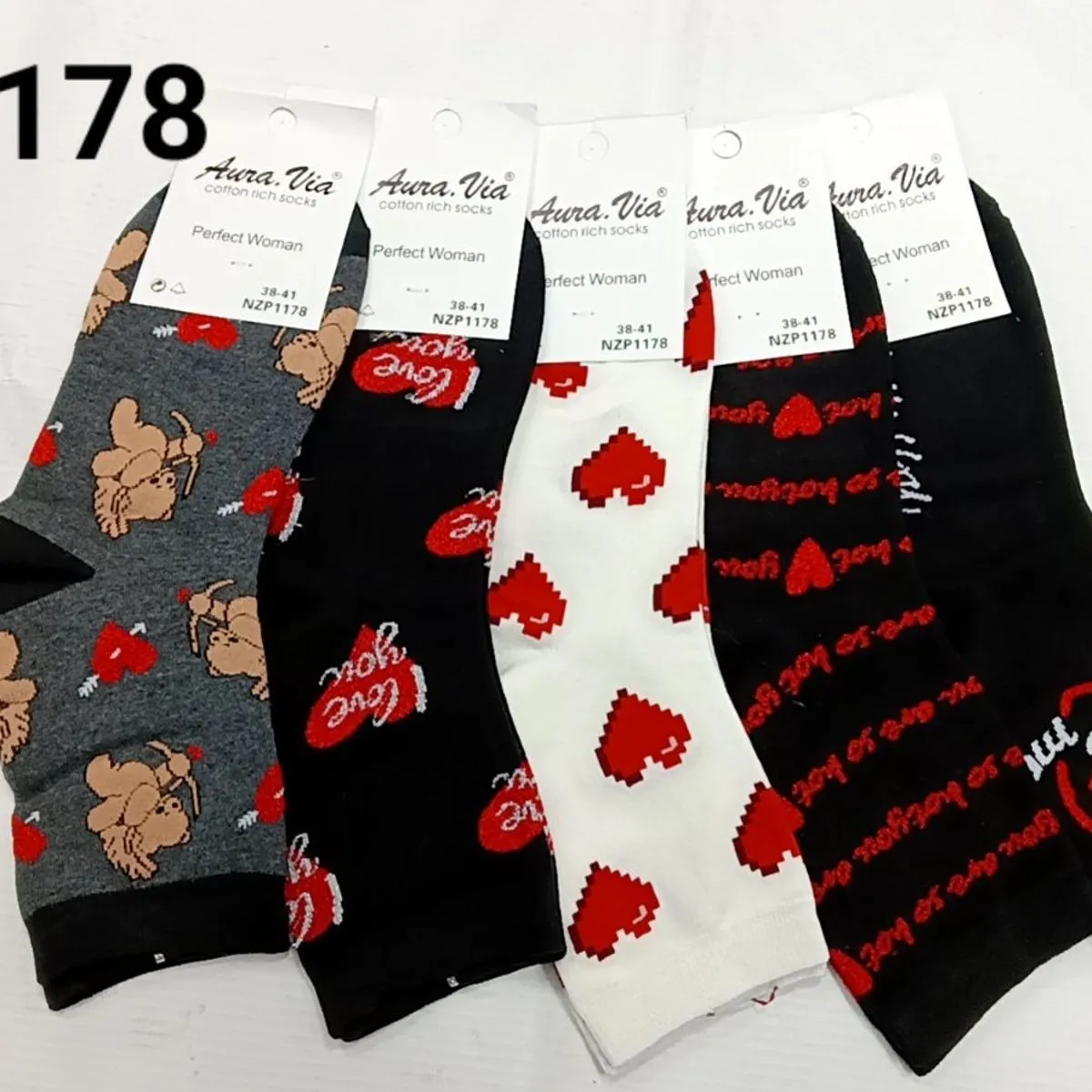 Skarpetki damskie NZP1178 wzorzyste 4 pary