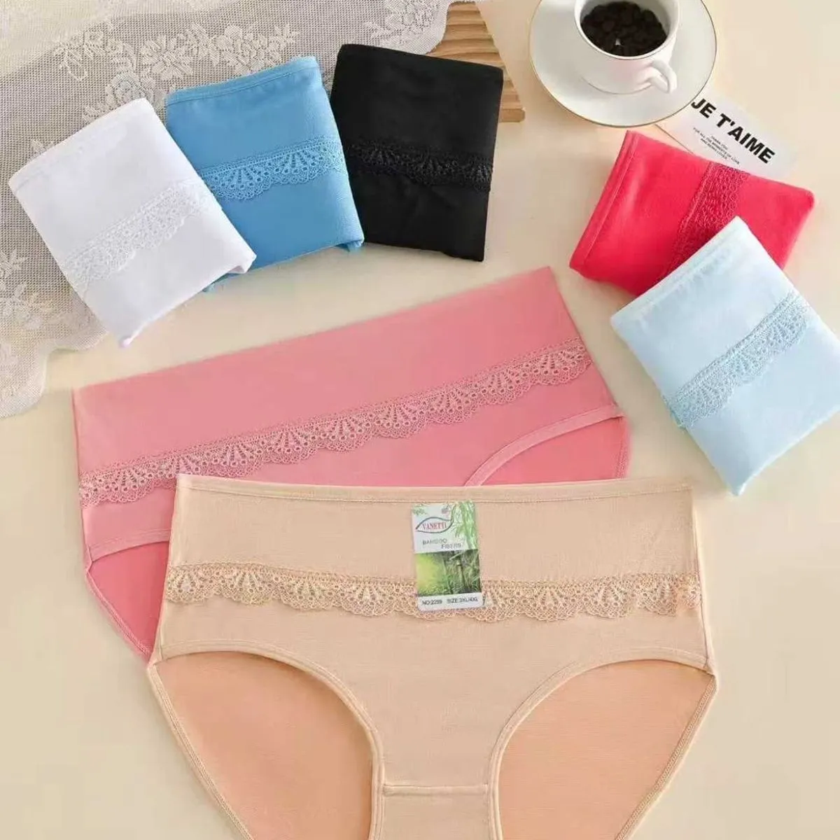 Majtki damskie Vanetti Hollow Out beżowe XL-XXL