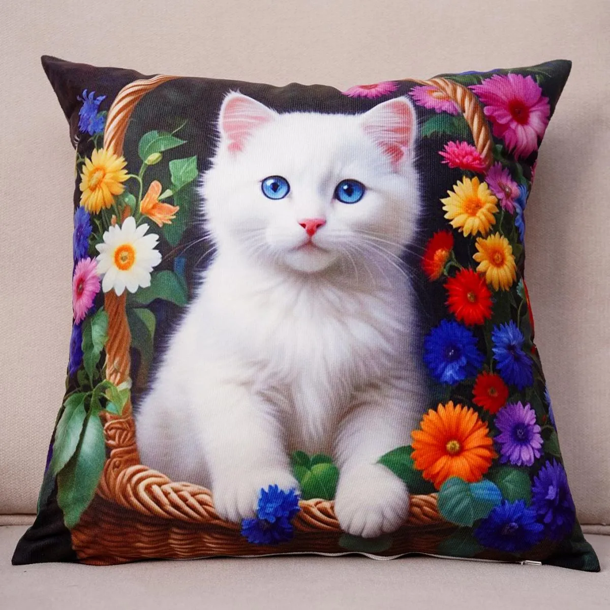 Poszewki 40x40 cm z białym kotem i kwiatami