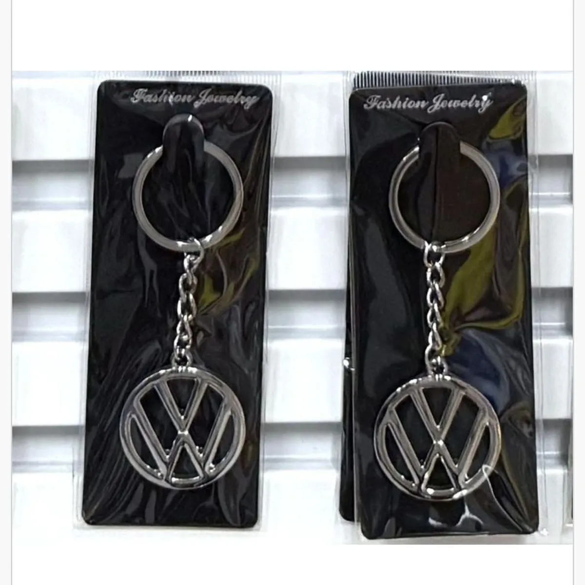 Brelok do kluczy VW logo srebrny