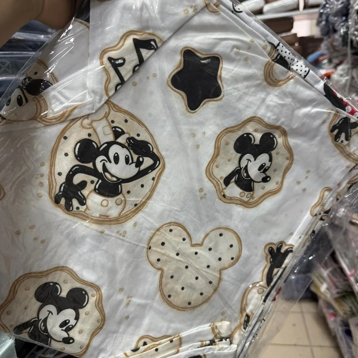 Poszewki 40/40 cm Mickey Mouse biało-czarne