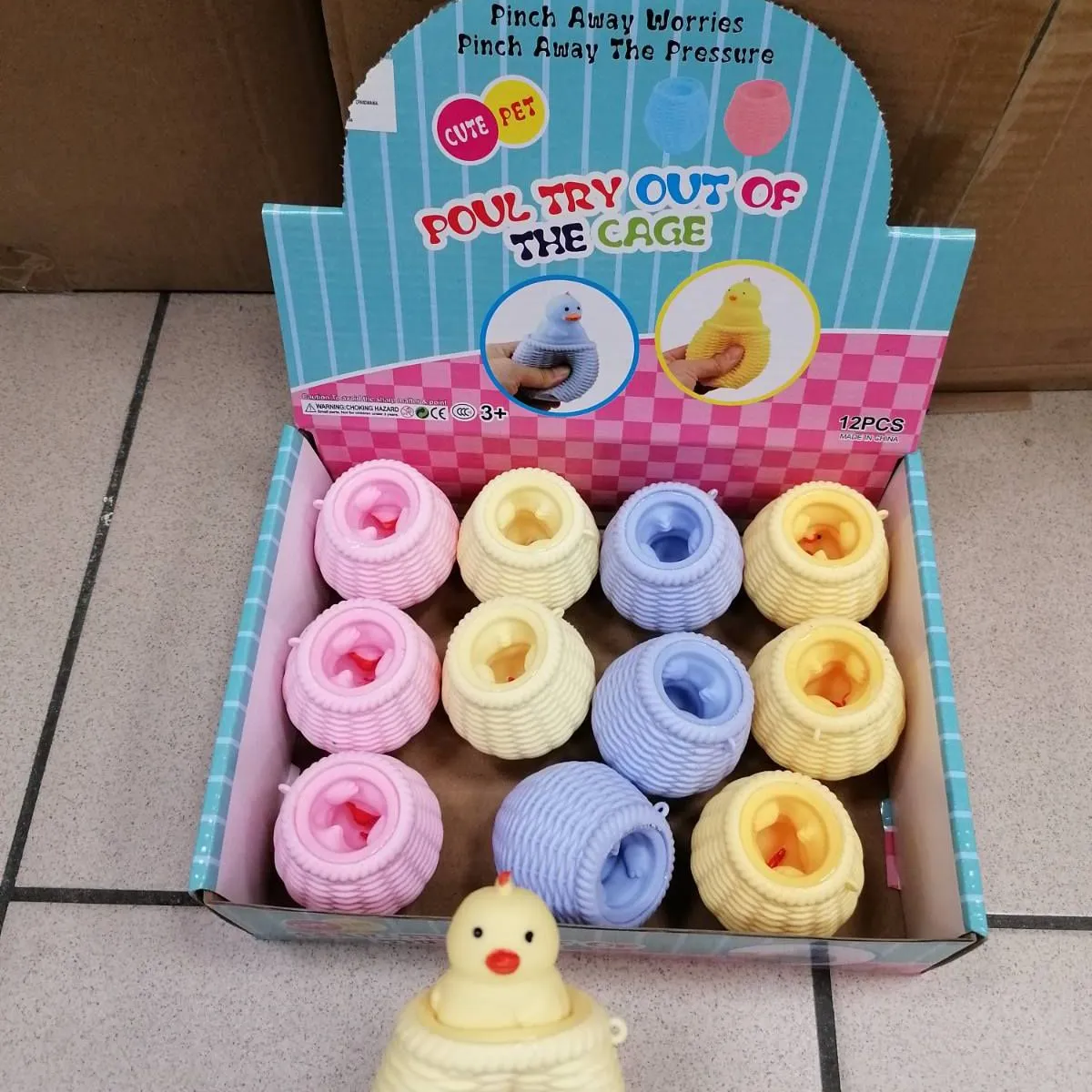 Gniotki Squeeze Toys Kury Antystresowe 12 szt