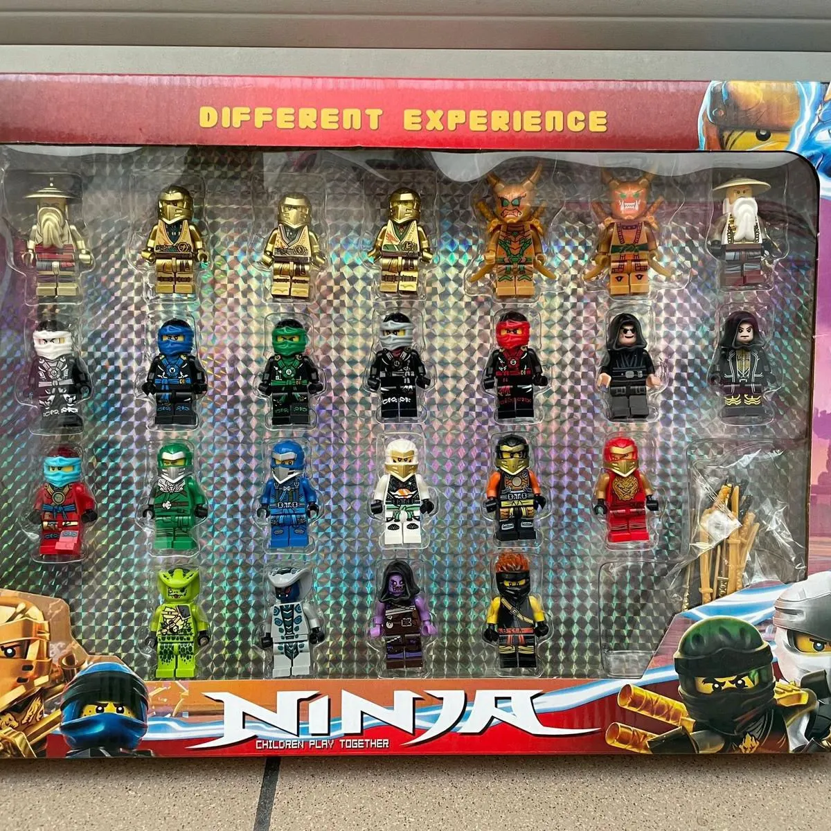 Zestaw figurek Ninjago 24 szt w pudełku