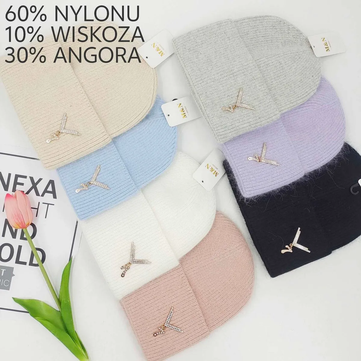 Czapki damskie z angorą 60% nylon, 10% wiskoza, 30% angora