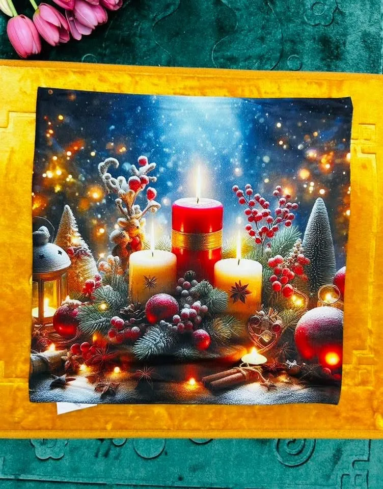 Poszewki 40x40 cm Bożonarodzeniowe z motywem świec
