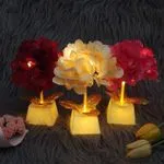 Lampka nocna LED kwiatowa z podstawą, 3 kolory