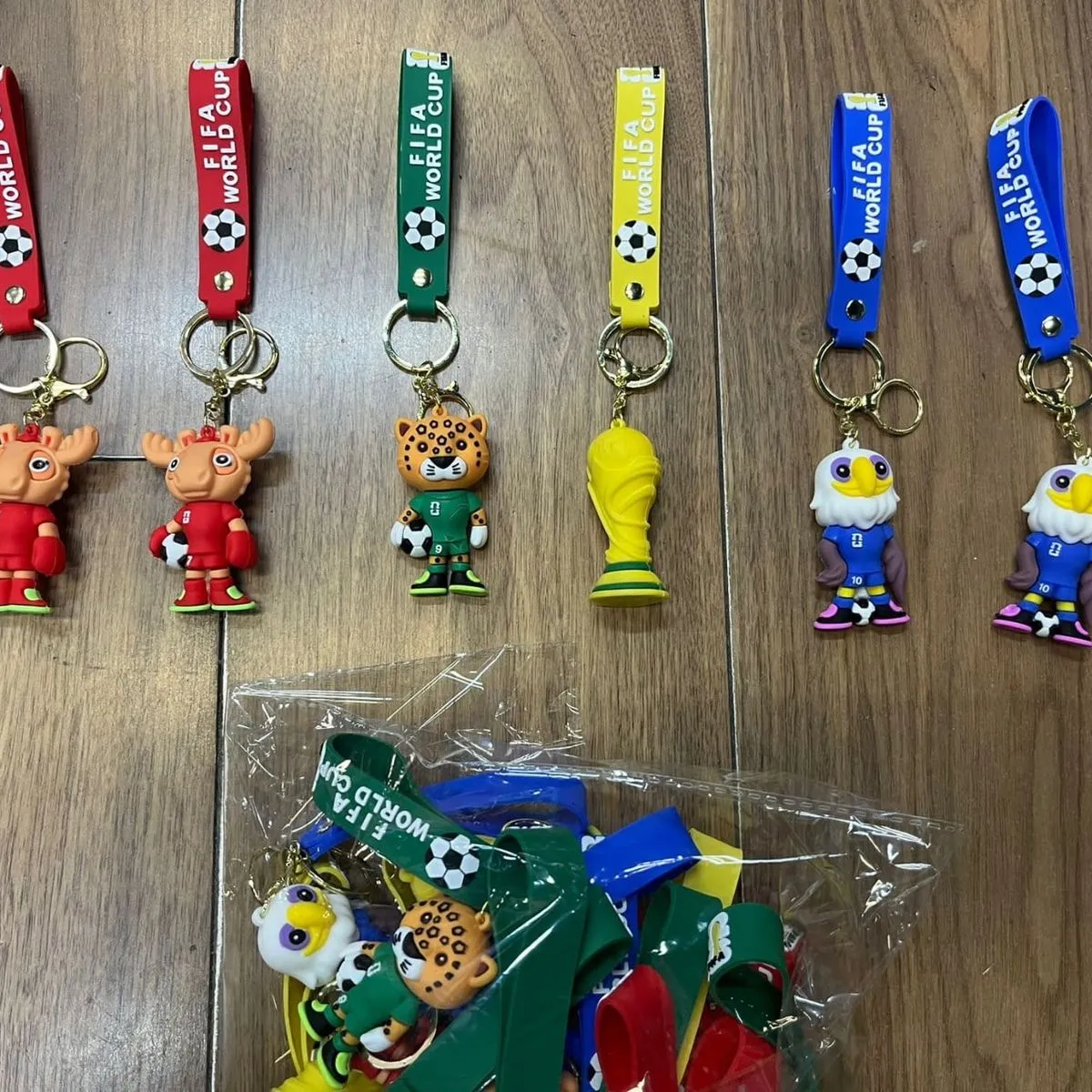Breloki do Kluczy FIFA World Cup - Zwierzęta i Trofeum