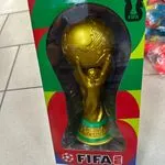 Figurka Puchar Świata FIFA Złoty na Cokole